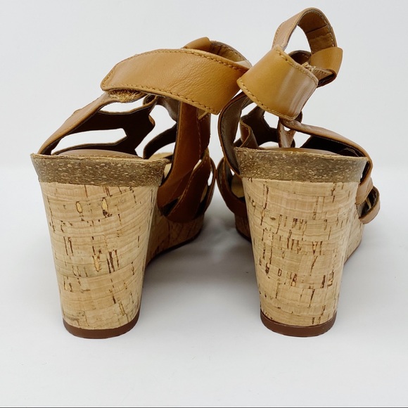 NEW Sofft Chamblee Leather Wedge Sandal - Picture 4 of 8